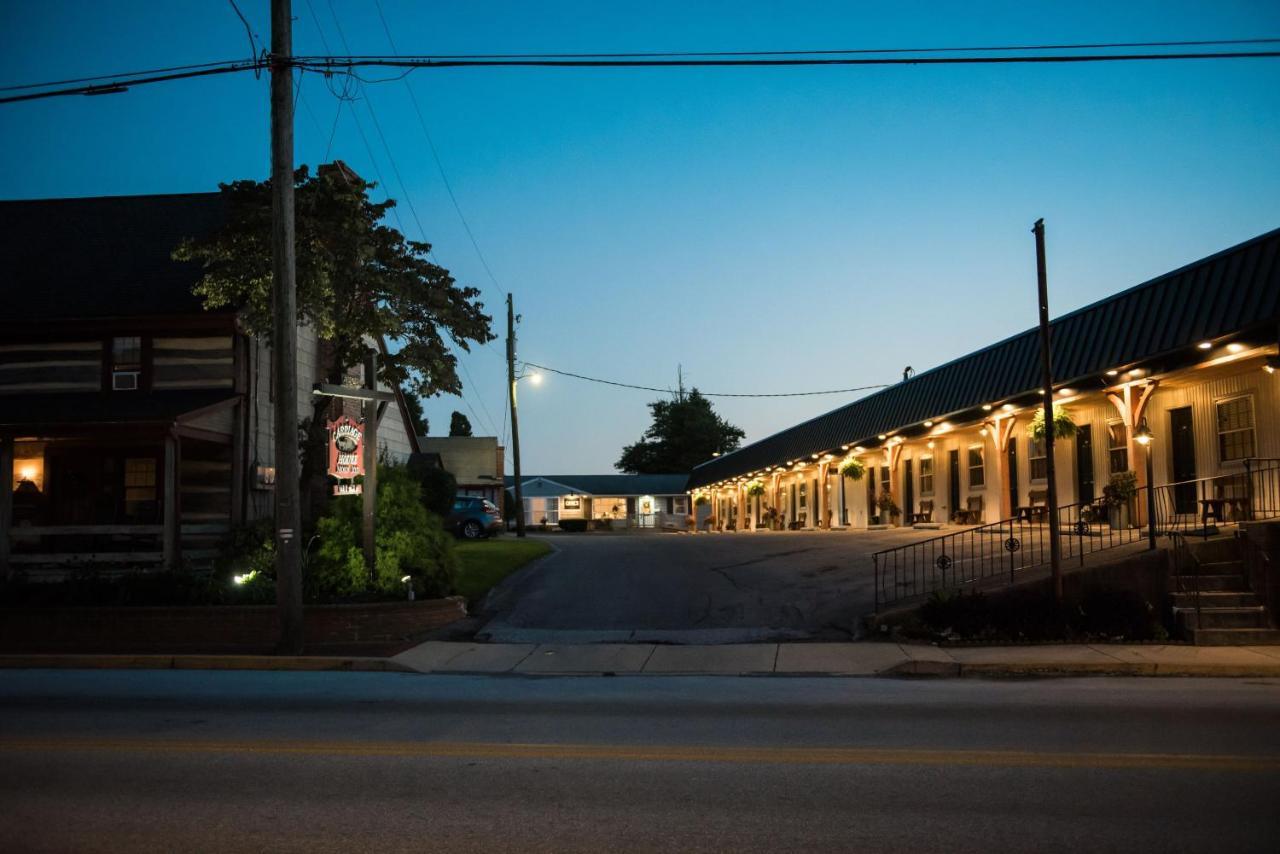 The Carriage House At Strasburg Hotel Exterior foto